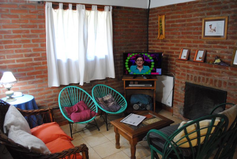 CABAÑAS: ANTONIO Y PABLO. de Poetas del Bosque