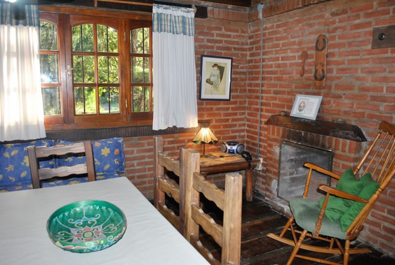 CABAÑAS: ALFONSINA Y FEDERICO. de Poetas del Bosque